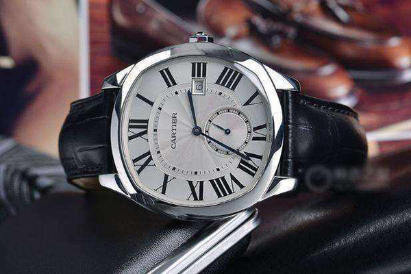 深圳卡地亚旧手表回收多少钱