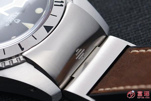 帝舵推出最新格式手表碧湾P01型手表
