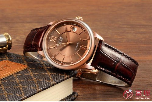皮质手表表带有哪些保养秘诀_深圳坂田附近奢侈品手表回收