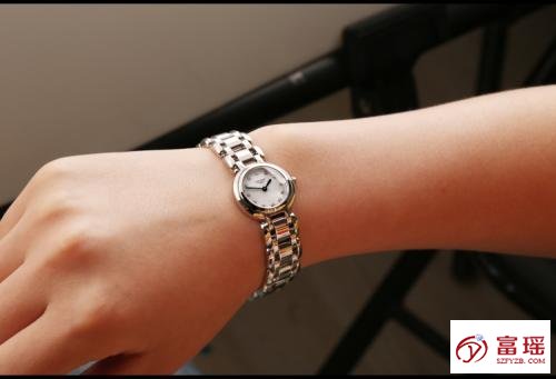 深圳哪里可以回收浪琴优雅系列L8.110.4.87.6女士手表？